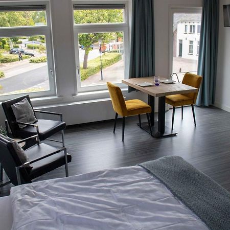 The Town Hotel Studios Appartments Zuidzande ภายนอก รูปภาพ