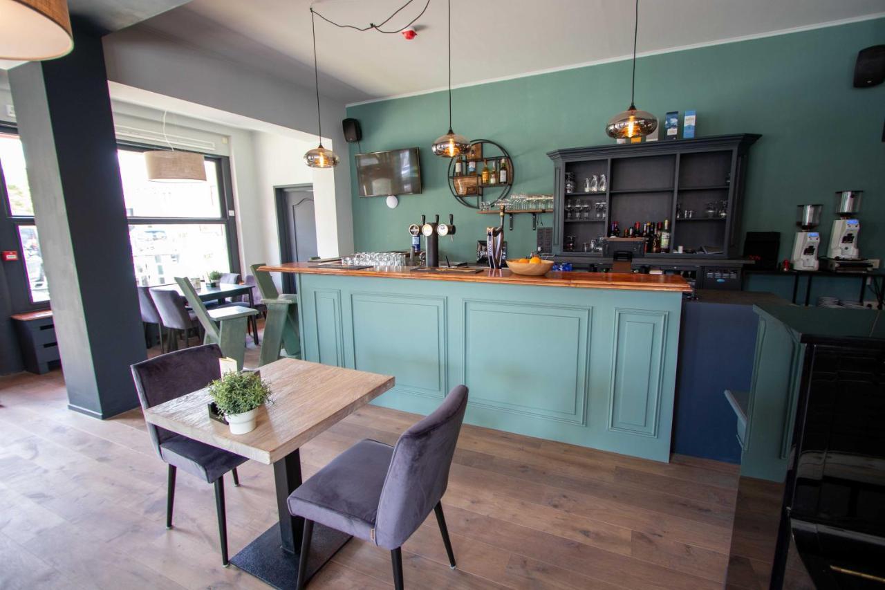 The Town Hotel Studios Appartments Zuidzande ภายนอก รูปภาพ