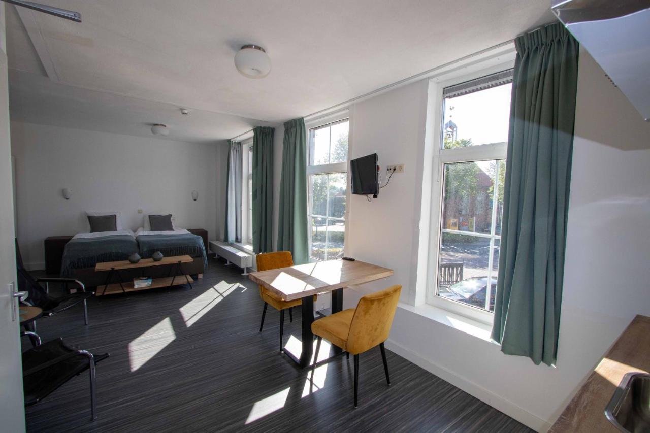 The Town Hotel Studios Appartments Zuidzande ภายนอก รูปภาพ